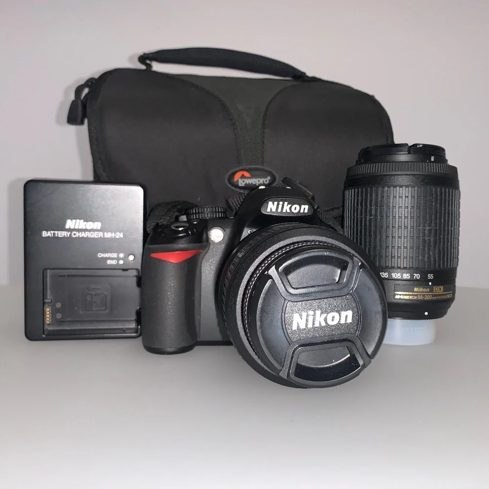 Nikon D D3100 14.2MP Digital SLR Camera - Black (Kit w/ AF-S DX ED VR G 18-55mm